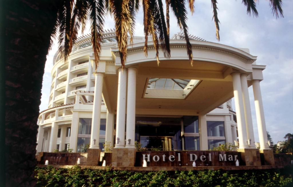 Hotel Enjoy 5*
